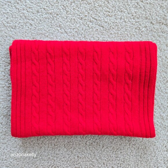 Red Cashmere Cable Knit Scarf - Picture 2 of 8